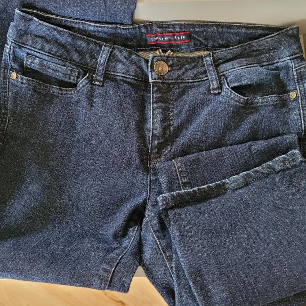 Tommy Hilfiger Classic Flare Mid Rise 6R Jeans